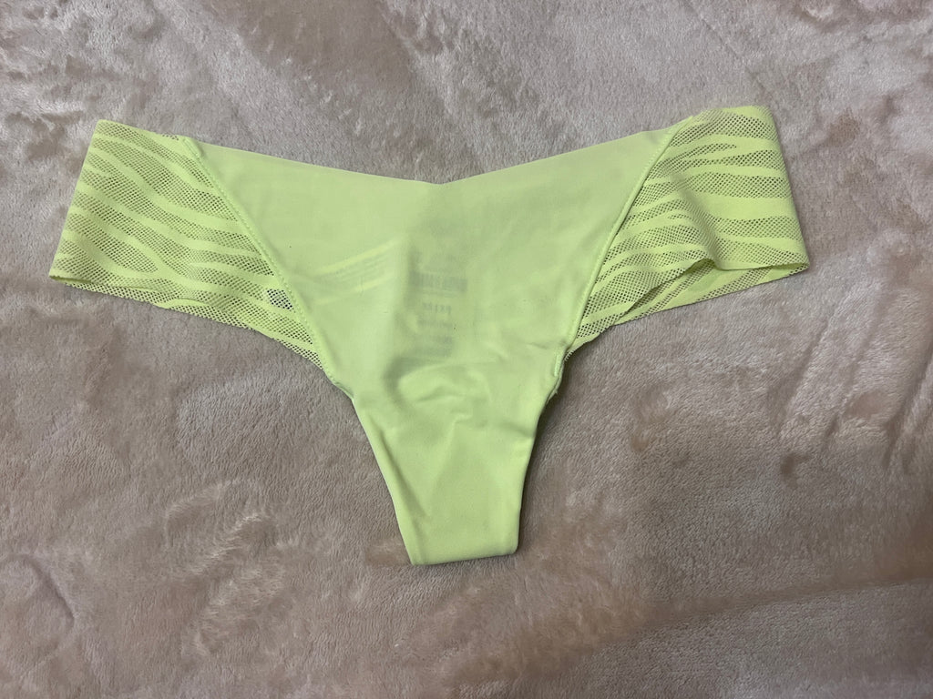 Maddie’s Worn VS soft no show Thong