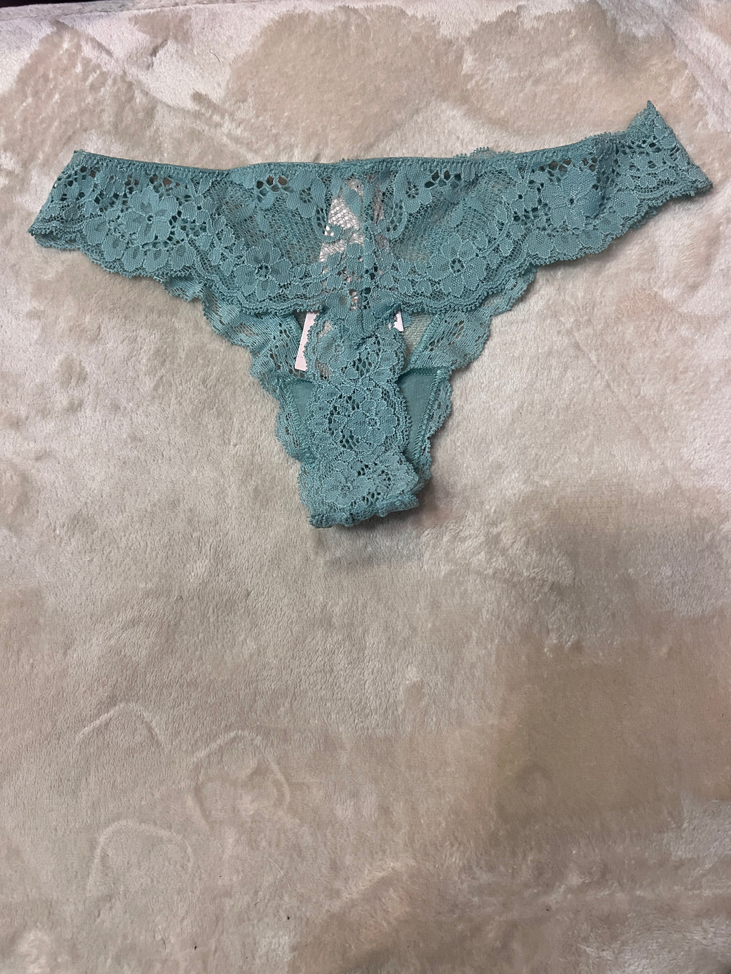 Maddie’s Worn VS Thong