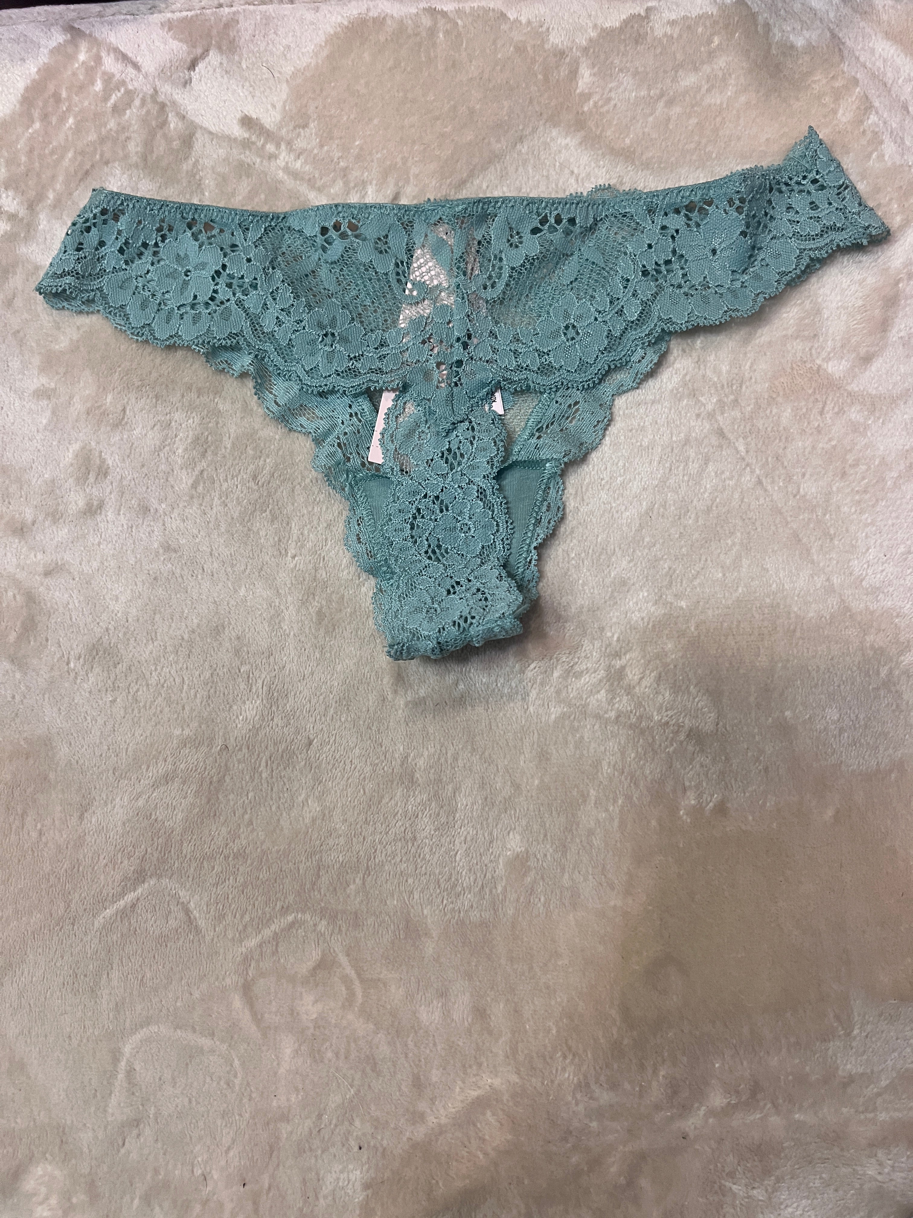 Maddie’s Worn VS Thong